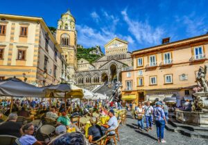 amalfi, square, italy-2086949.jpg